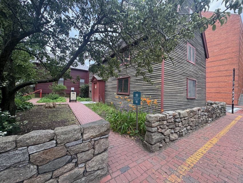 Salem, MA