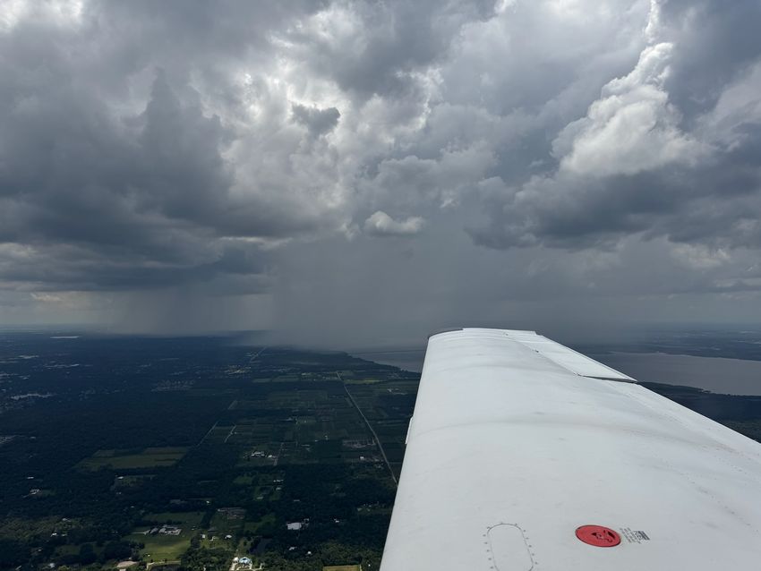 Dodging thunderstorms enroute to Orlando, FL